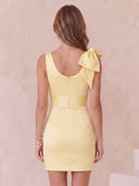 Satin Mermaid V Neck Sleeveless Short Homecoming Dresses with Bow