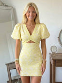 Jacquard Mermaid V Neck Short Sleeves Short Homecoming Dresses