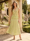 A Line Chiffon V Neck Tea Mother of the Bride Dresses with Pleated