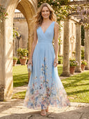 Tulle V Neck Long Mother of the Bride Dresses with Embroidery